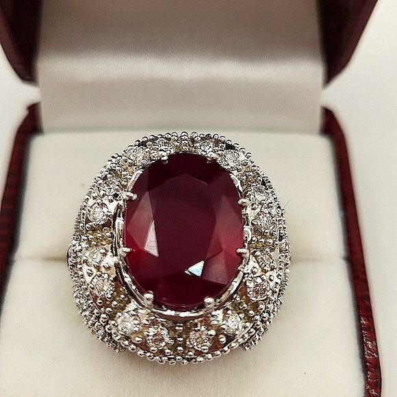 18ct Deep Red Natural Ruby, 2ctw Diamond 14k White Gold Cocktal Ring. - Picture 3 of 11